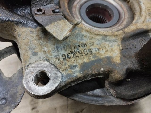 bontott VW TOUAREG Jobb hátsó Csonkállvány Kerékaggyal