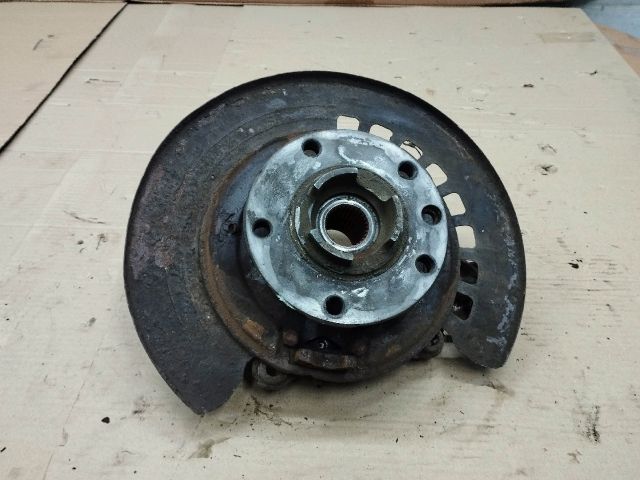 bontott VW TOUAREG Jobb hátsó Csonkállvány Kerékaggyal