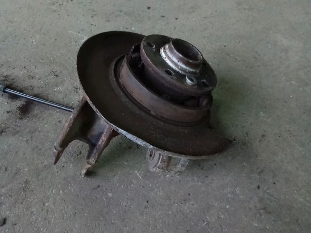 bontott VW TOUAREG Jobb hátsó Csonkállvány Kerékaggyal