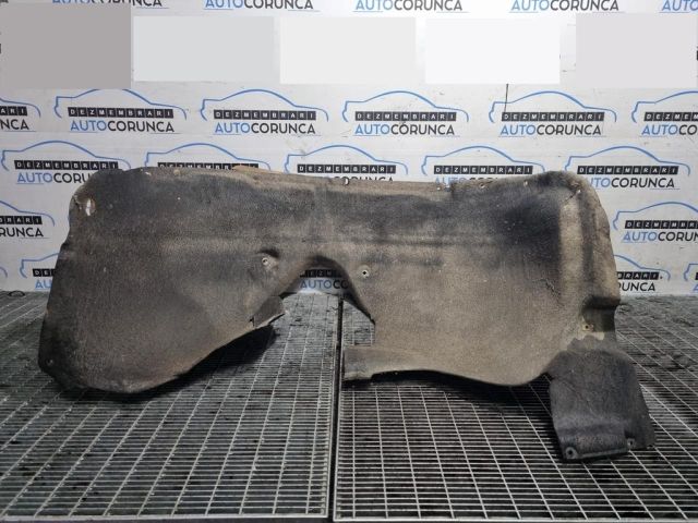 bontott VW TOUAREG Jobb hátsó Dobbetét (Kerékjárati, Műanyag)