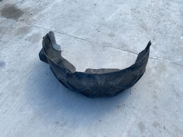 bontott VW TOUAREG Jobb hátsó Első Dobbetét (Kerékjárati, Műanyag)