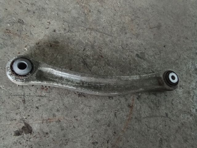 bontott VW TOUAREG Jobb hátsó Felső Lengőkar