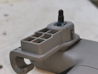 bontott VW TOUAREG Jobb hátsó Kapaszkodó (Felső)