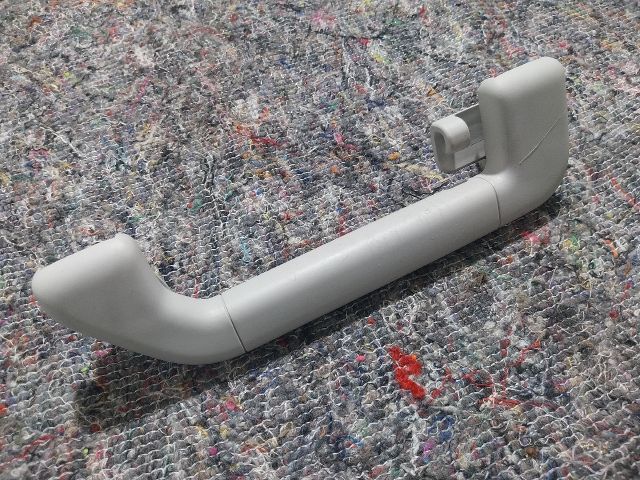 bontott VW TOUAREG Jobb hátsó Kapaszkodó (Felső)