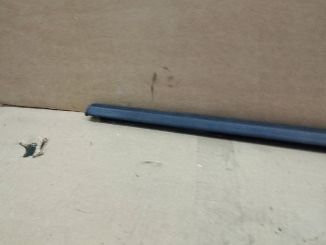 bontott VW TOUAREG Jobb hátsó Vízlehúzó Gumicsík