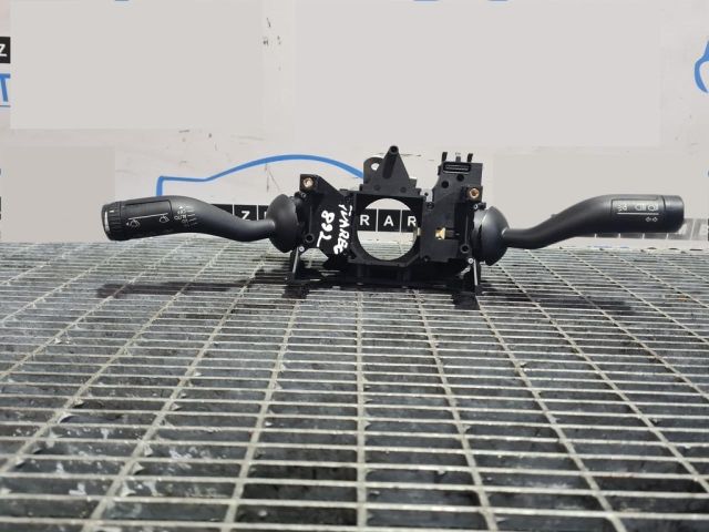 bontott VW TOUAREG Jobb Kormánykapcsoló Ablaktörlő