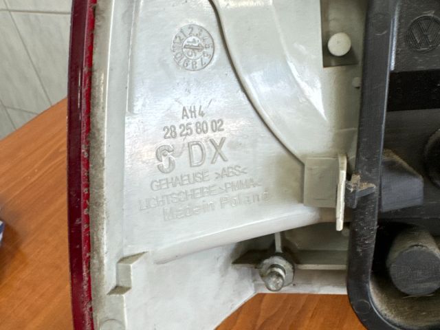 bontott VW TOUAREG Jobb Külső Hátsó Lámpa