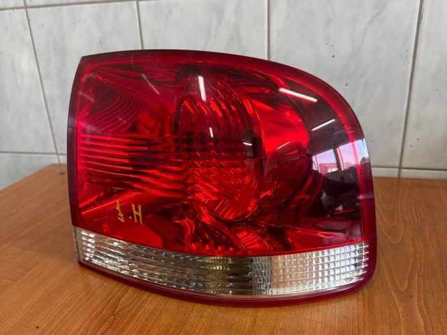 bontott VW TOUAREG Jobb Külső Hátsó Lámpa