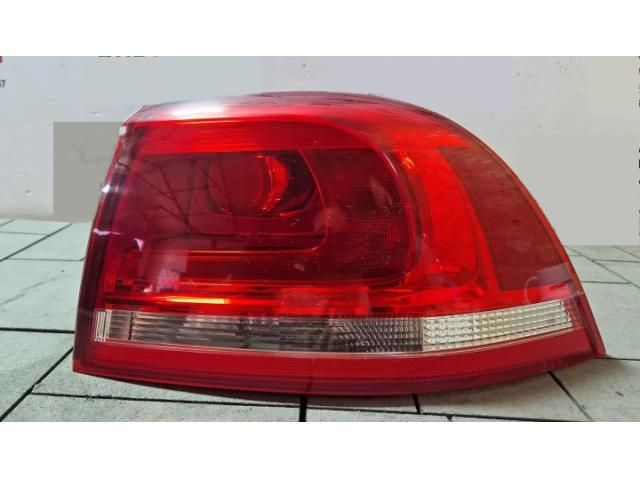 bontott VW TOUAREG Jobb Külső Hátsó Lámpa