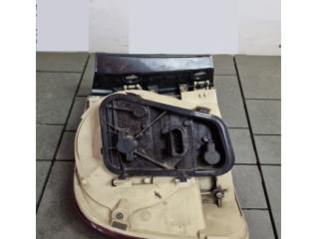 bontott VW TOUAREG Jobb Külső Hátsó Lámpa