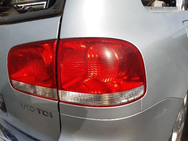 bontott VW TOUAREG Jobb Külső Hátsó Lámpa