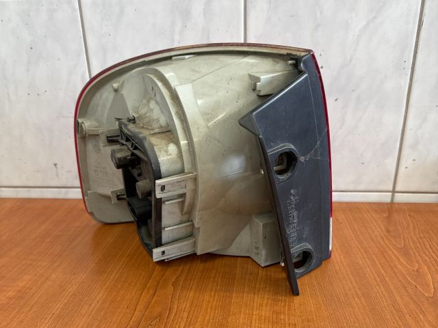 bontott VW TOUAREG Jobb Külső Hátsó Lámpa