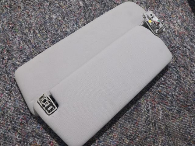 bontott VW TOUAREG Jobb Napellenző