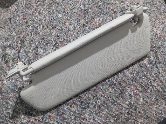 bontott VW TOUAREG Jobb Napellenző