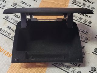 bontott VW TOUAREG Kesztyűtartó