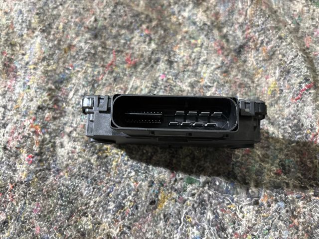 bontott VW TOUAREG Kézifék Elektronika