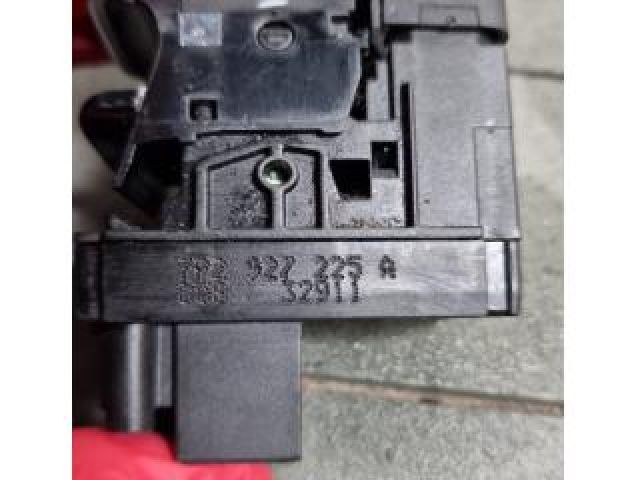 bontott VW TOUAREG Kézifék Kapcsoló