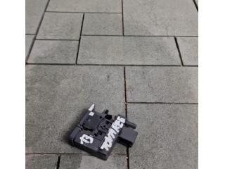 bontott VW TOUAREG Kézifék Kapcsoló