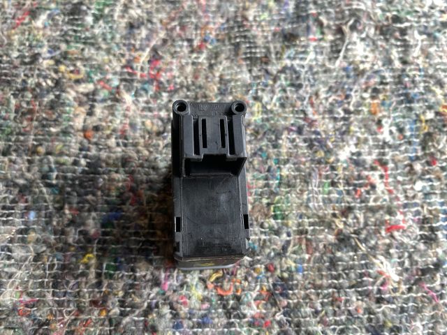 bontott VW TOUAREG Kézifék Kapcsoló