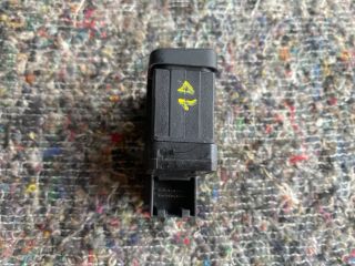 bontott VW TOUAREG Kézifék Kapcsoló