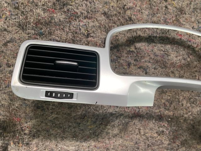 bontott VW TOUAREG Kilométeróra Keret