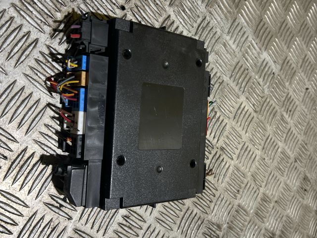 bontott VW TOUAREG Komfort Elektronika