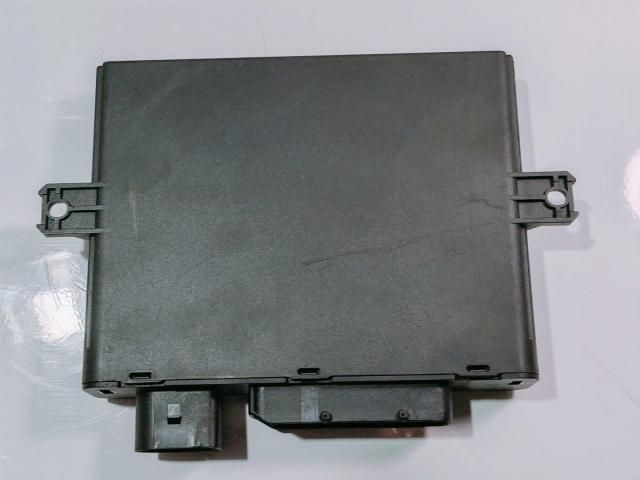 bontott VW TOUAREG Komfort Elektronika