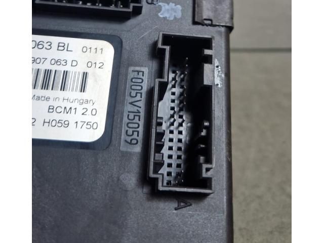 bontott VW TOUAREG Komfort Elektronika