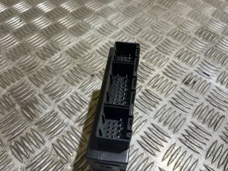 bontott VW TOUAREG Komfort Elektronika