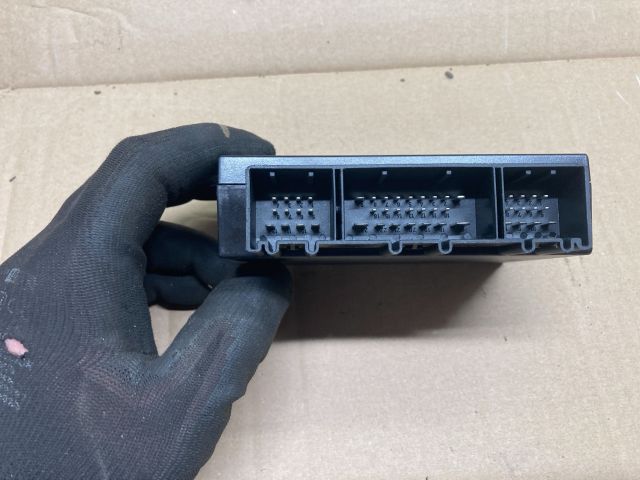 bontott VW TOUAREG Komfort Elektronika