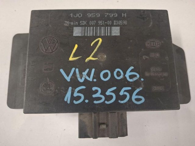 bontott VW TOUAREG Komfort Elektronika