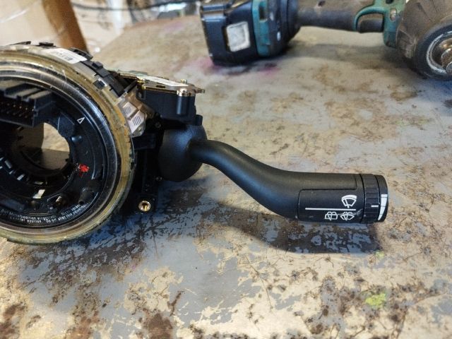 bontott VW TOUAREG Komplett Kormánykapcsoló (Bajuszkapcsoló)