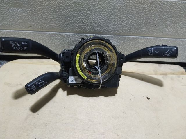 bontott VW TOUAREG Komplett Kormánykapcsoló (Bajuszkapcsoló)