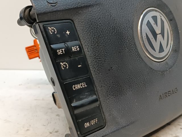 bontott VW TOUAREG Kormánylégzsák