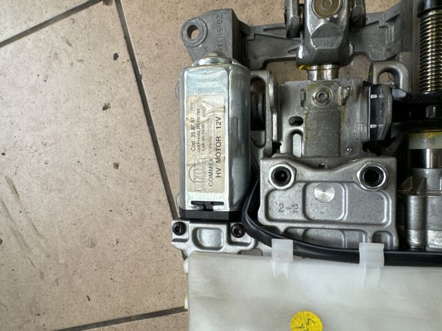 bontott VW TOUAREG Kormányoszlop