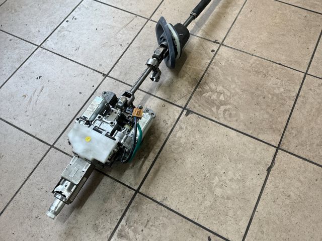 bontott VW TOUAREG Kormányoszlop