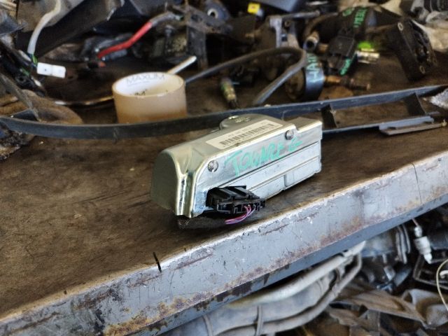 bontott VW TOUAREG Kormányzár (Elektromos)