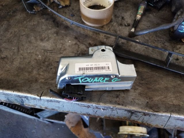 bontott VW TOUAREG Kormányzár (Elektromos)