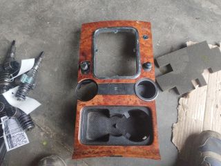 bontott VW TOUAREG Középkonzol Keret