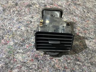 bontott VW TOUAREG Középső Jobb Szellőző