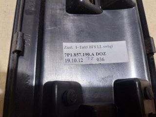 bontott VW TOUAREG Középső Műszerfal Díszléc