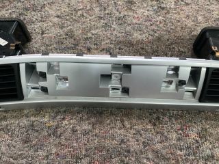 bontott VW TOUAREG Középső Műszerfal Díszléc