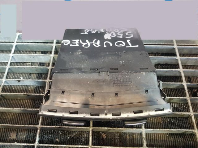 bontott VW TOUAREG Középső Szellőző