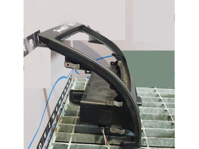 bontott VW TOUAREG Középső Szellőző