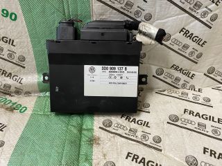 bontott VW TOUAREG Központizár Elektronika