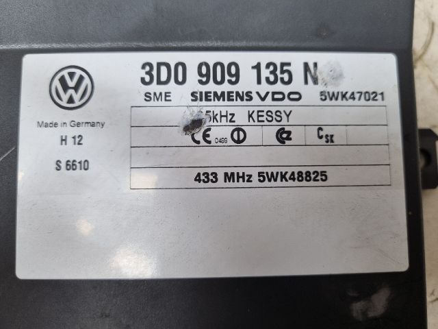 bontott VW TOUAREG Központizár Elektronika