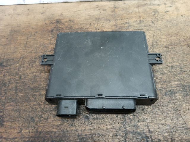 bontott VW TOUAREG Központizár Elektronika