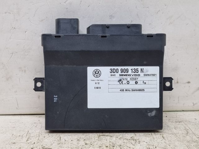 bontott VW TOUAREG Központizár Elektronika