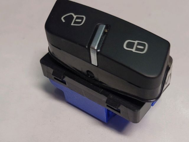 bontott VW TOUAREG Központizár Kapcsoló