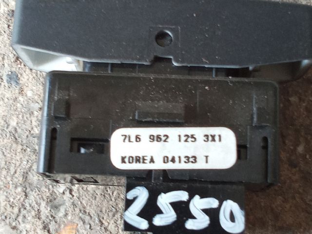 bontott VW TOUAREG Központizár Kapcsoló